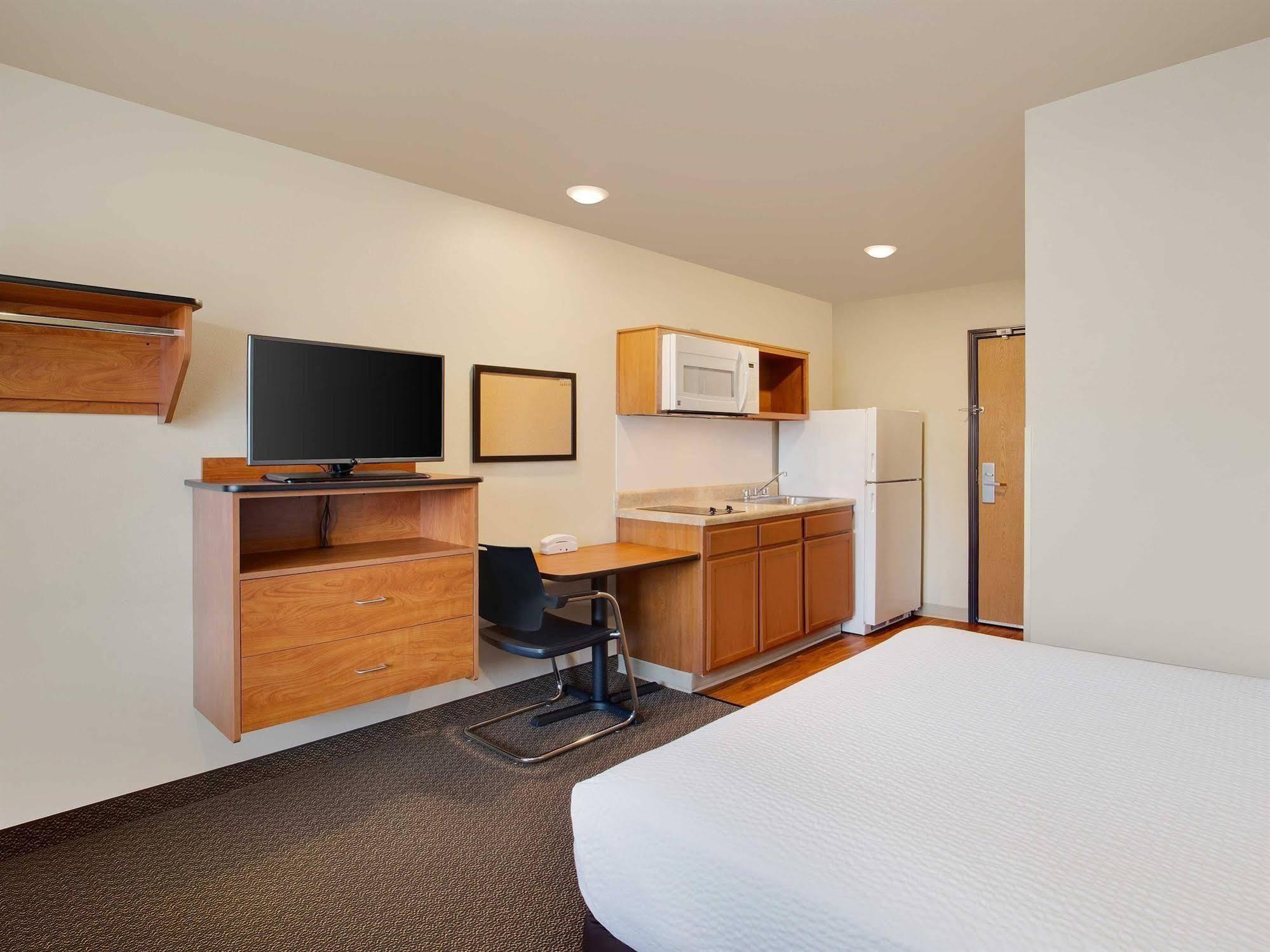 Woodspring Suites Columbus North I-270 Экстерьер фото