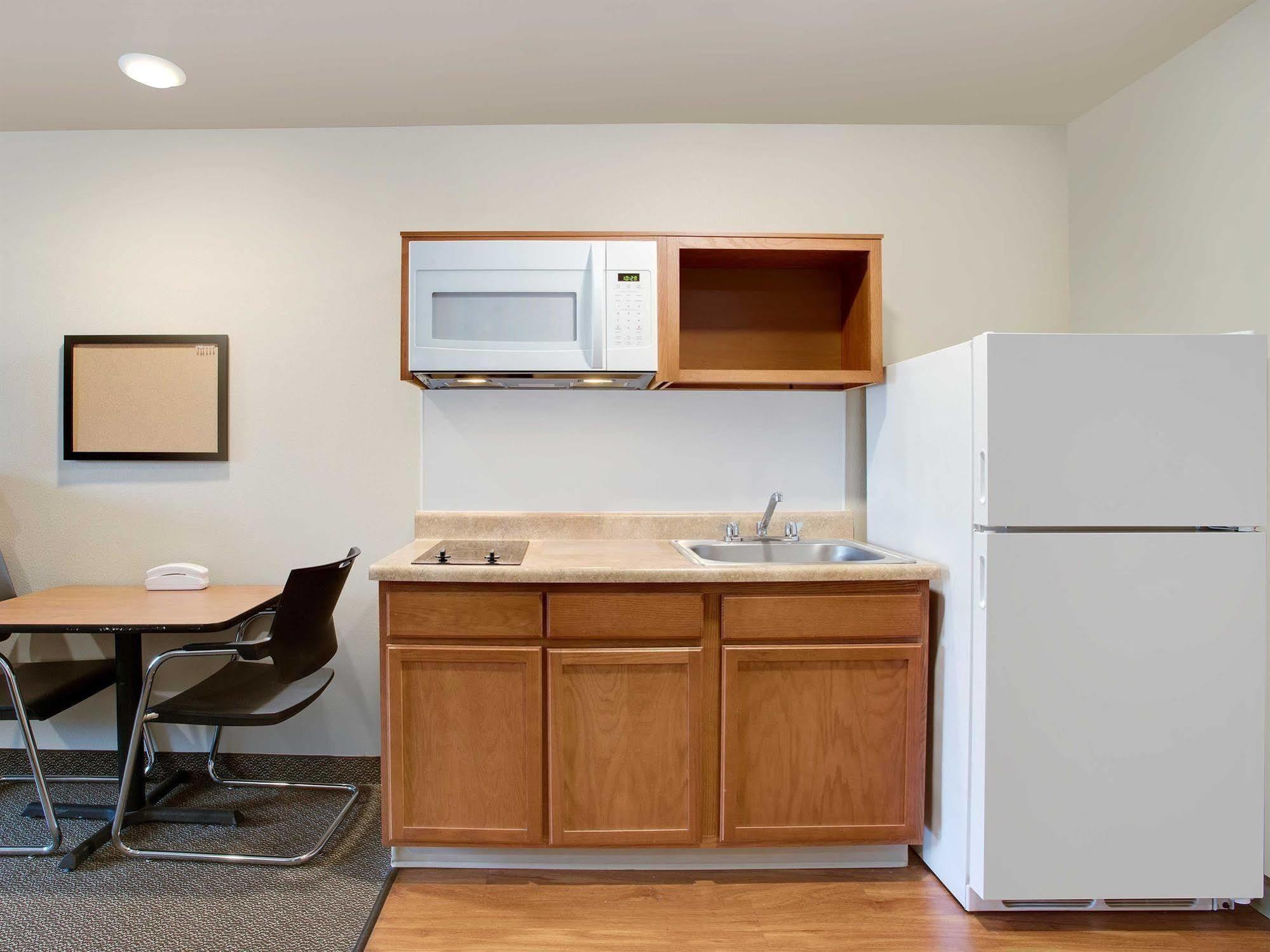 Woodspring Suites Columbus North I-270 Экстерьер фото